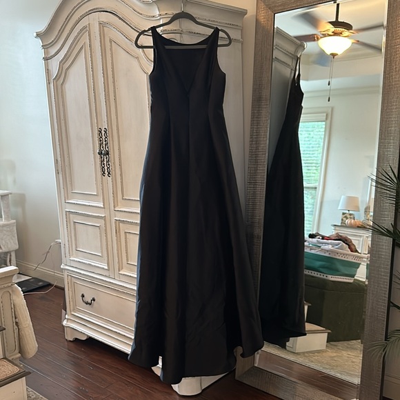 Adrianna Papell Black High Low Evening Gown - Picture 7 of 9